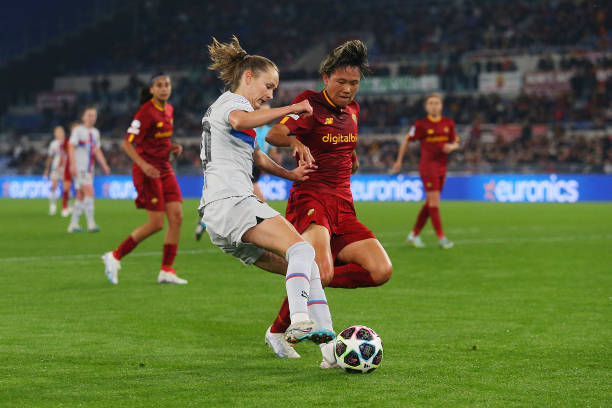 一个更加具 一个更加具